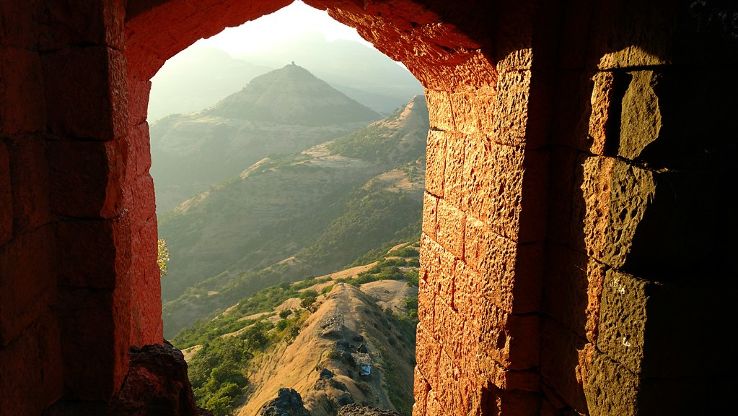 1024px-Harihar_fort_1_1523273926t
